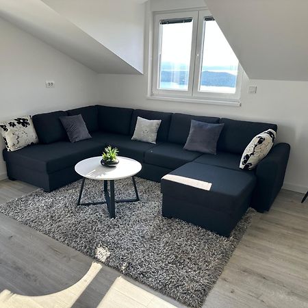 Apartment Exclusive View 希贝尼克 外观 照片