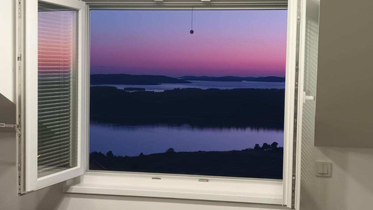 Apartment Exclusive View 希贝尼克 外观 照片