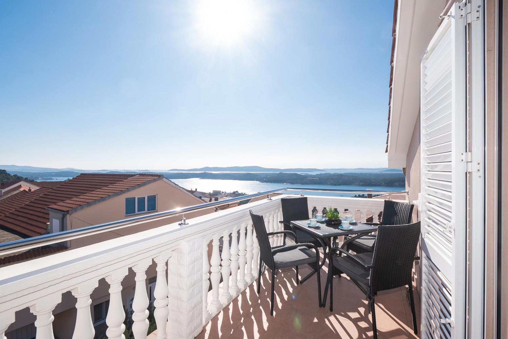 Apartment Exclusive View 希贝尼克 外观 照片
